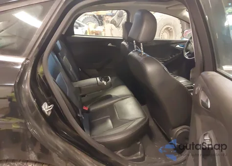 2016 Ford Focus Titanium from USA, damaged, VIN 1FADP3N2XGL388524